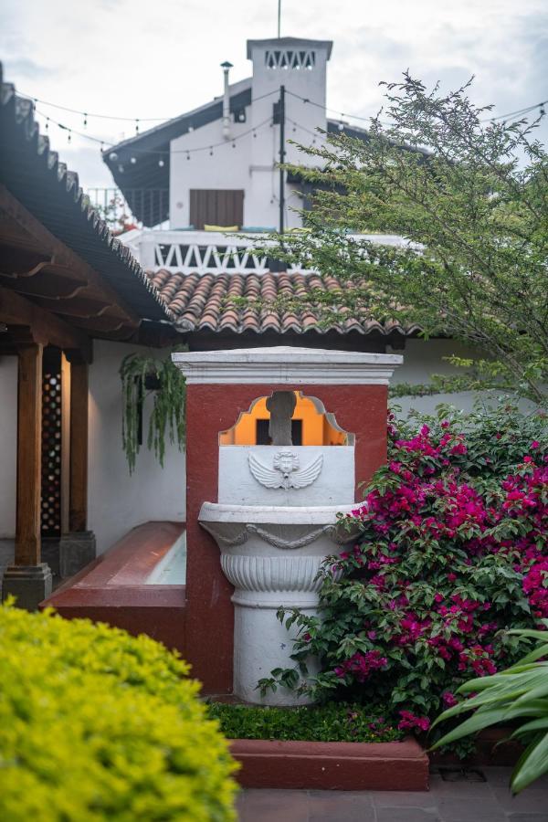 Barbara'S Boutique Hostel Antigua Екстериор снимка